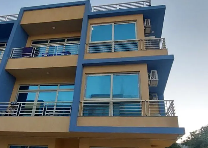 Apartmanhotel Mirage Bay & Aquapark Gurdaka