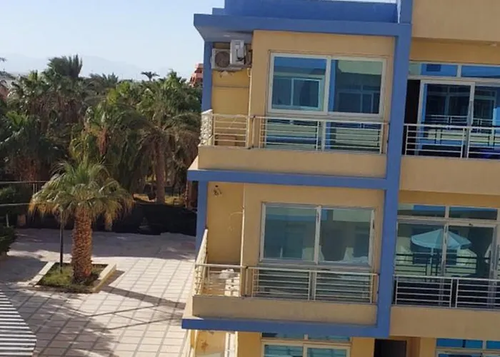 Mirage Bay & Aquapark 4* Gurdaka