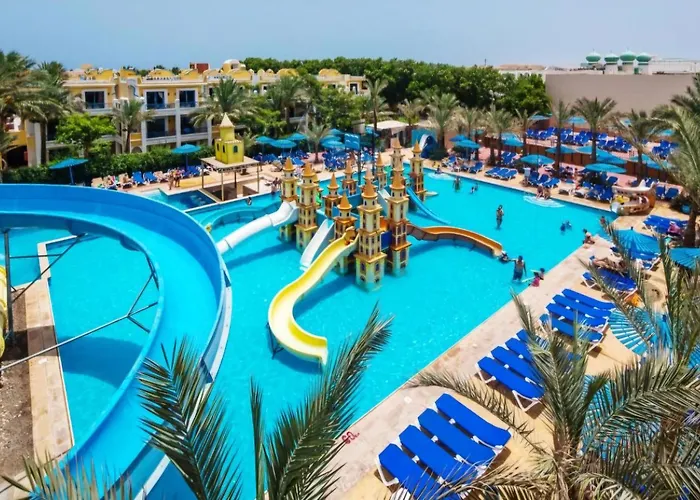 Mirage Bay & Aquapark Apartmanhotel Gurdaka