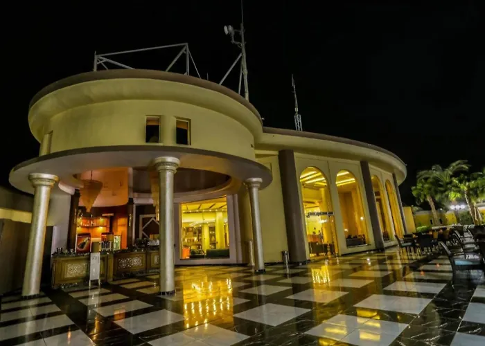 Mirage Bay & Aquapark Apartmanhotel Gurdaka