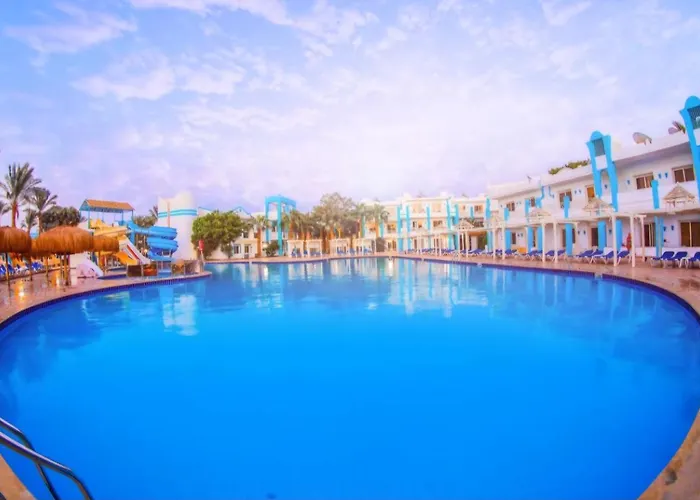 Mirage Bay & Aquapark Apartmanhotel Gurdaka
