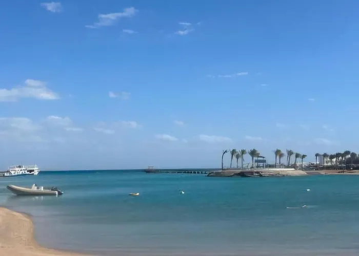 Mirage Bay & Aquapark Apartmanhotel 4*