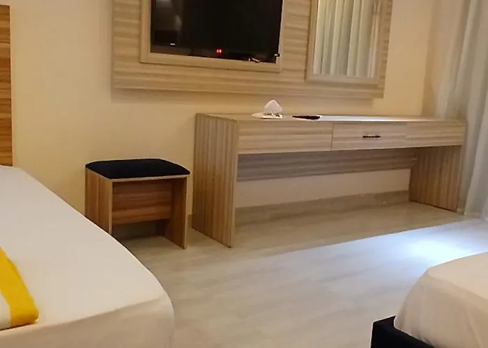 Mirage Bay & Aquapark Apartmanhotel Gurdaka
