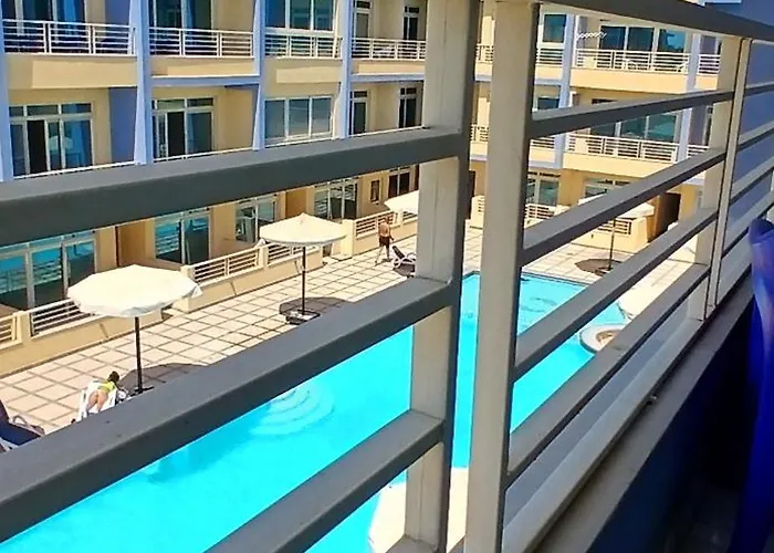 Apartmanhotel Mirage Bay & Aquapark Gurdaka